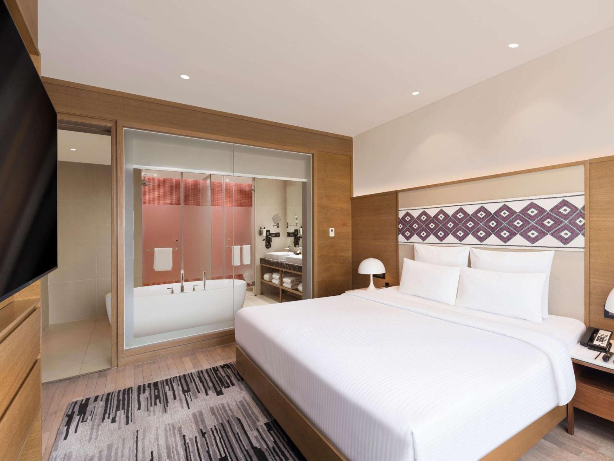 Novotel Guwahati Gs Road Εξωτερικό φωτογραφία